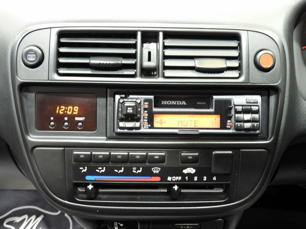 Honda Civic 1.6 Ls Hatchback 111 Bhp #28