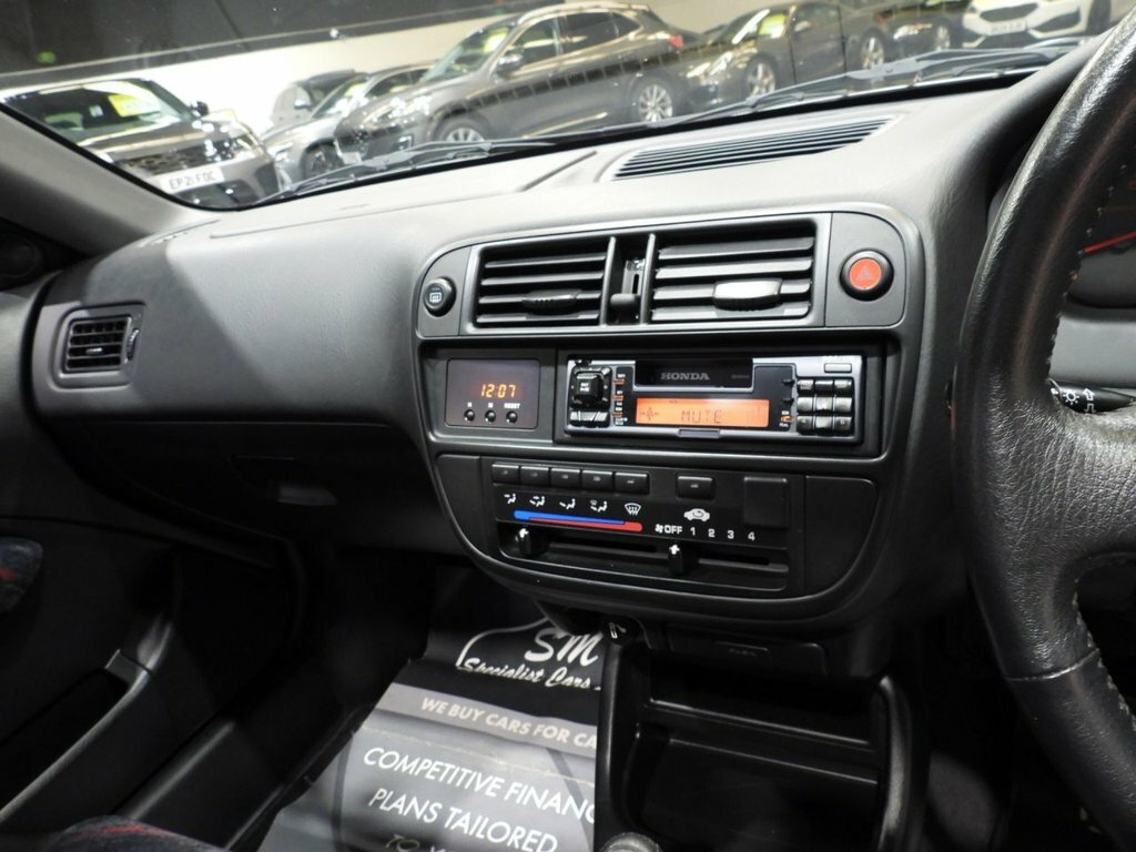 Honda Civic 1.6 Ls Hatchback 111 Bhp #24