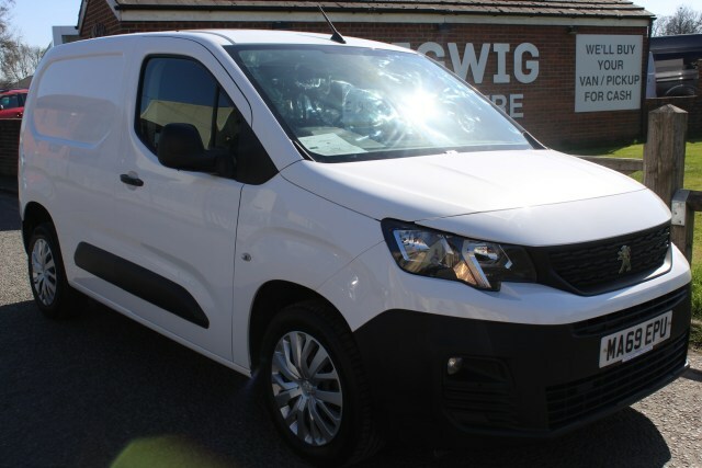 Peugeot Partner Bluehdi Professional L1 White