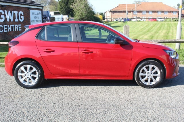 Vauxhall Corsa Design DY72UBB Red #2