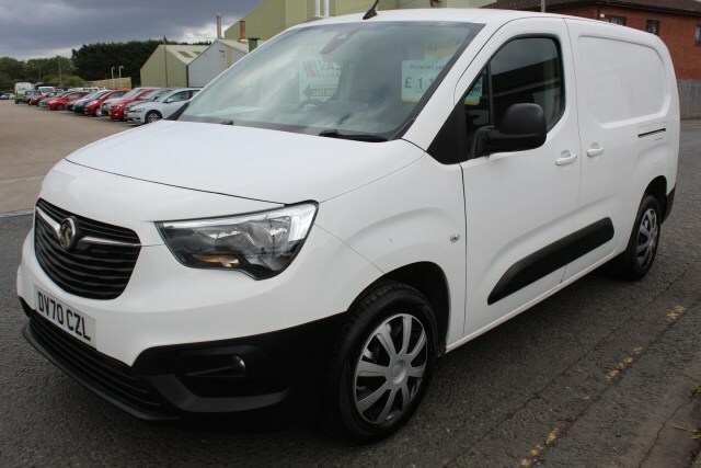 Vauxhall Combo Edition L2 H1 Van DV70CZL White #6