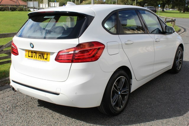 BMW 2 Series Active Tourer 225Xe Sport Active Tourer Hybrid White #3