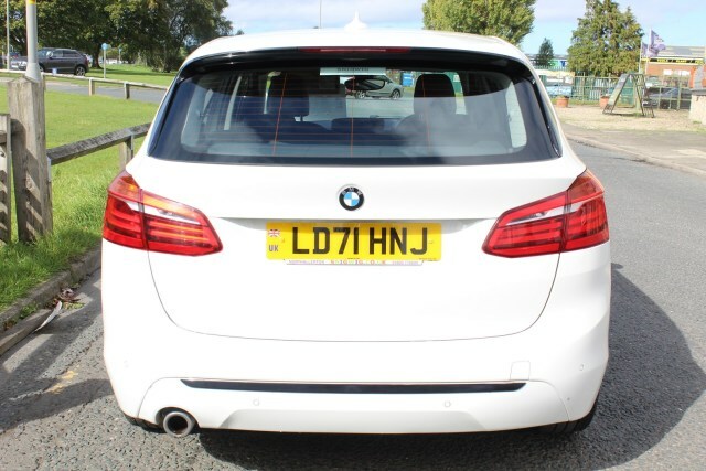 BMW 2 Series Active Tourer 225Xe Sport Active Tourer Hybrid White #4