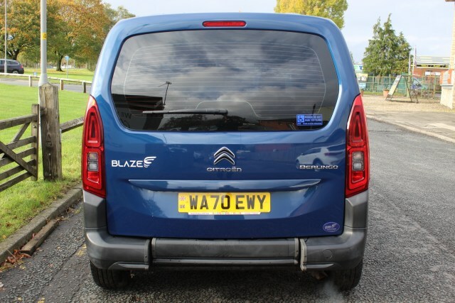 Citroen Berlingo Bluehdi Feel M Wheelchair Access WA70EWY Blue #4