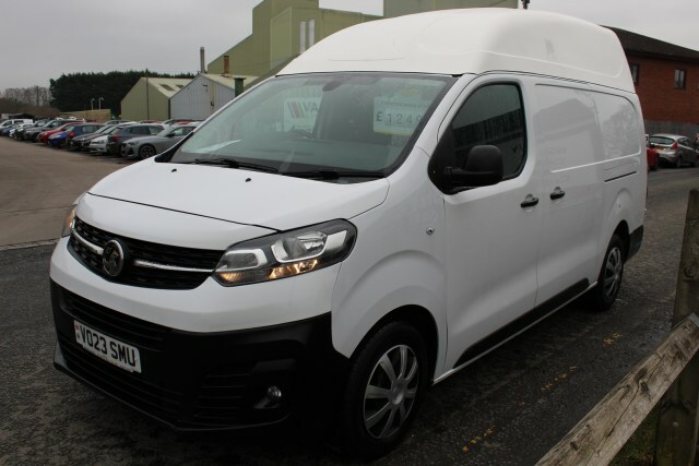 Vauxhall Vivaro L2h2 F2900 Prime V023SMU White #6