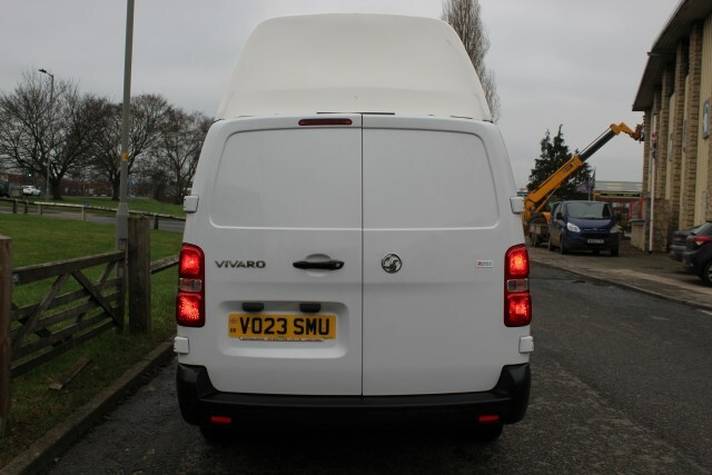 Vauxhall Vivaro L2h2 F2900 Prime V023SMU White #4