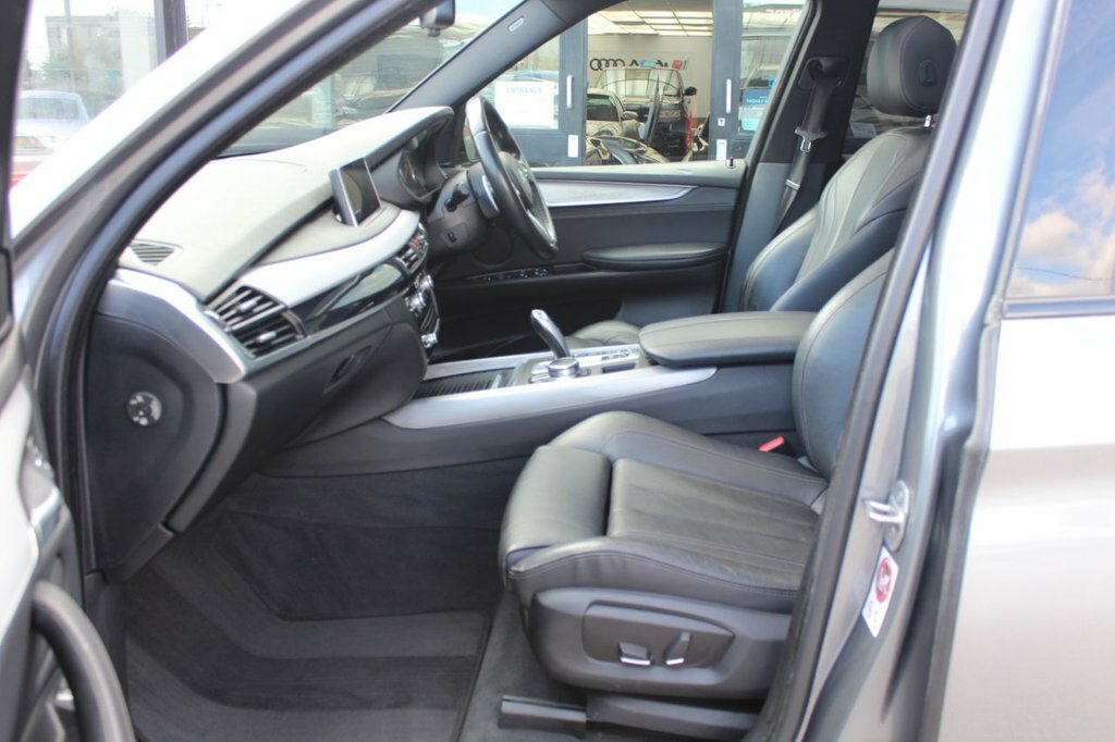 BMW X5 2L Xdrive40e M Sport Grey #3