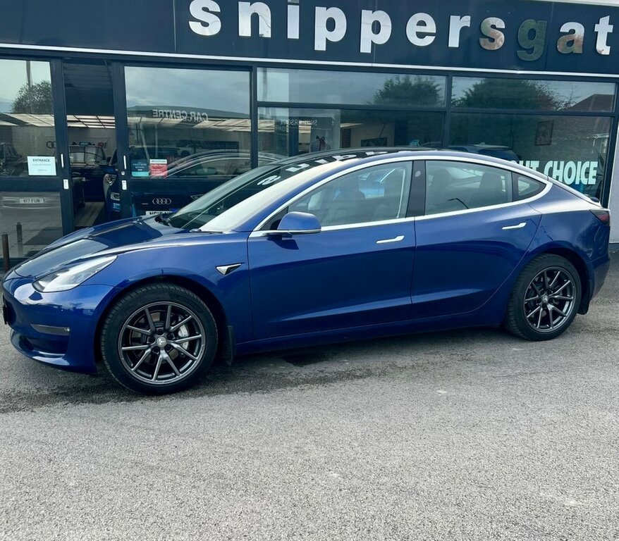 Tesla Model 3 1L Standard Range Plus Blue #2