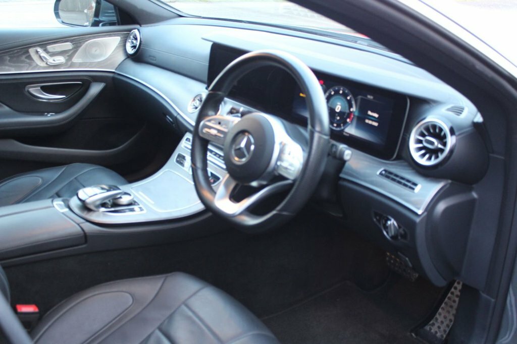 Mercedes-Benz CLS 2.9L Cls 400 D 4Matic Amg Line Premium Plus Grey #5