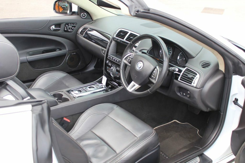 Jaguar XK 5L Portfolio YD14LHK White #3