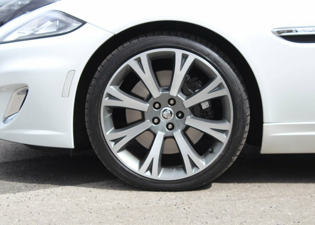 Jaguar XK 5L Portfolio YD14LHK White #4