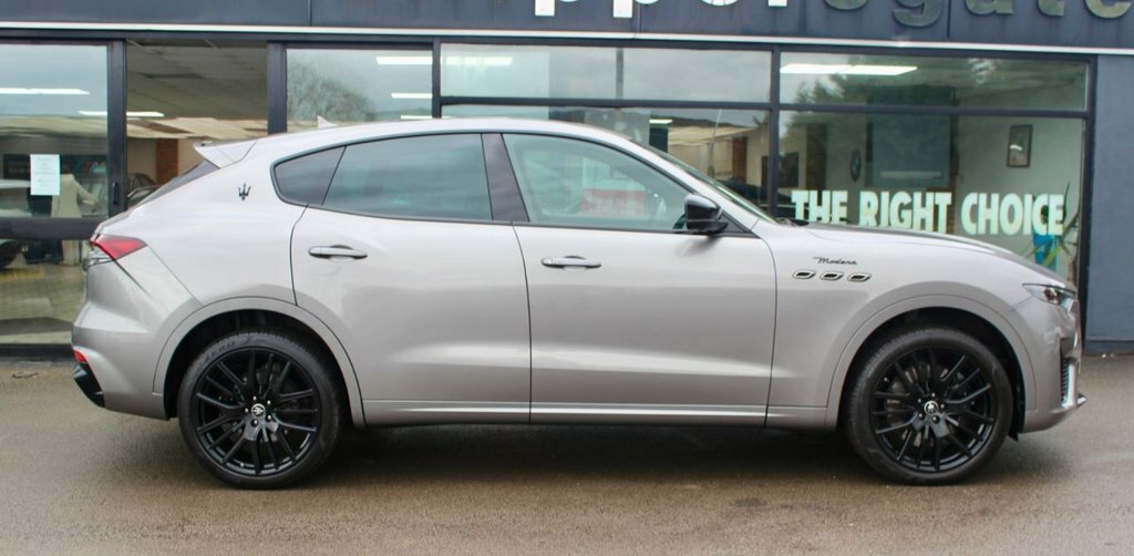 Maserati Levante 3L Modena Grey #6