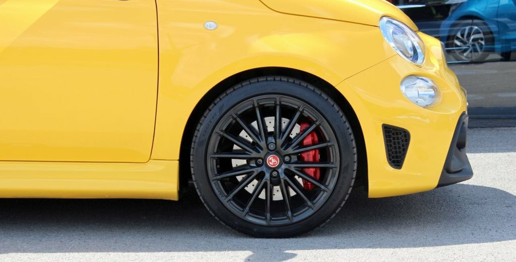 Abarth 595 1.4L Competizione 70Th Yellow #4