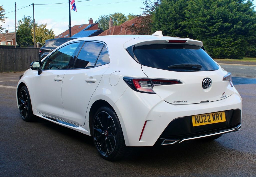 Toyota Corolla 1.8L Gr Sport NU22WRV White #6