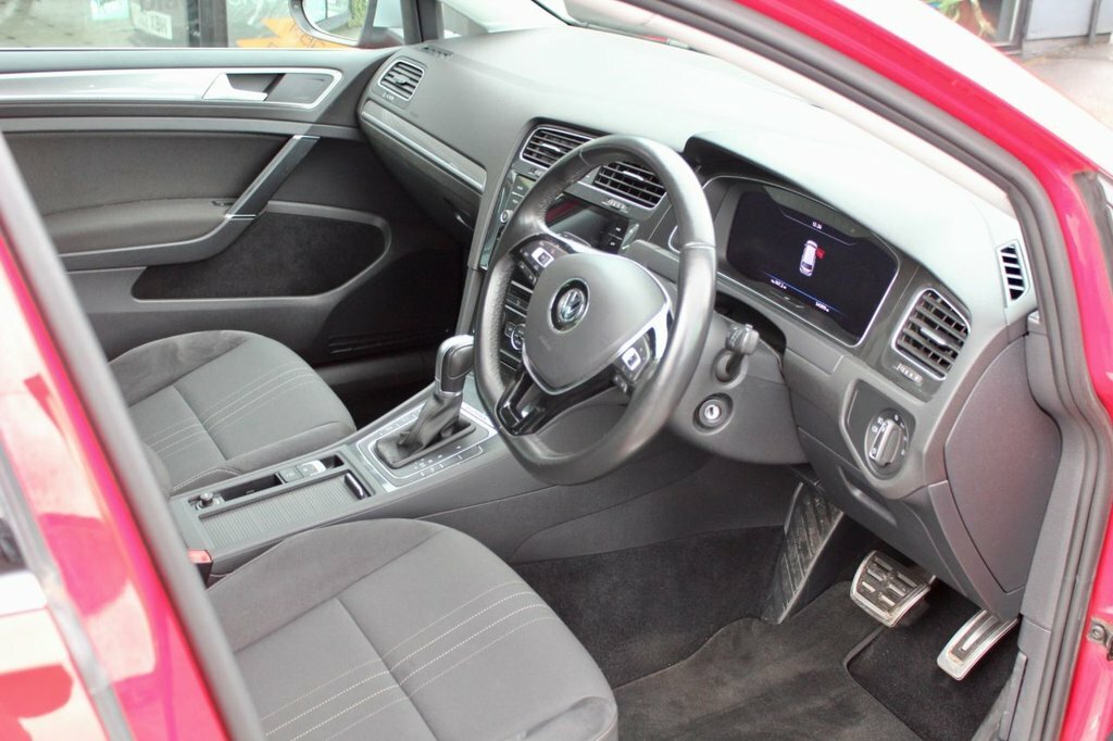 Volkswagen Golf Alltrack 2L Alltrack Red #3
