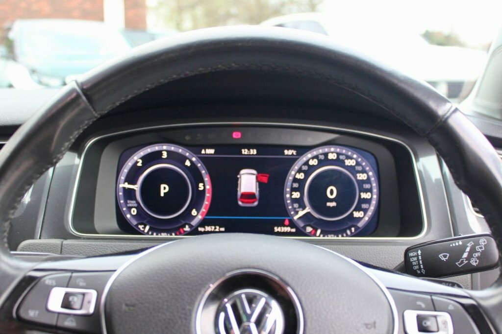 Volkswagen Golf Alltrack 2L Alltrack Red #6