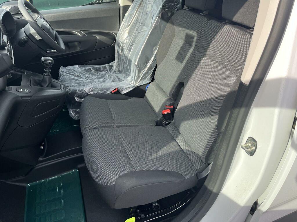 Vauxhall Combo 1.5 Turbo D 2300 Prime-plus XL Panel Van Lwb Euro RA75ZXV White #6