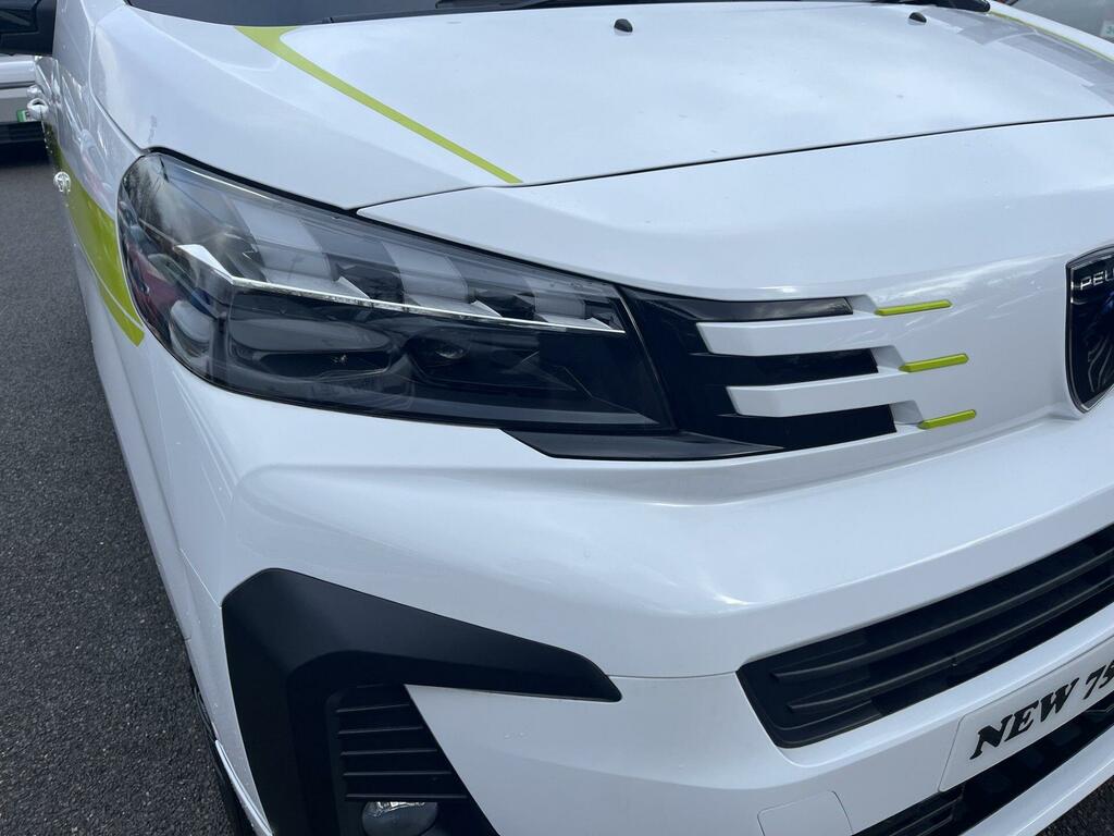Peugeot Expert 2.0 Bluehdi Sport Standard Panel Van Eat8 Standard White #3