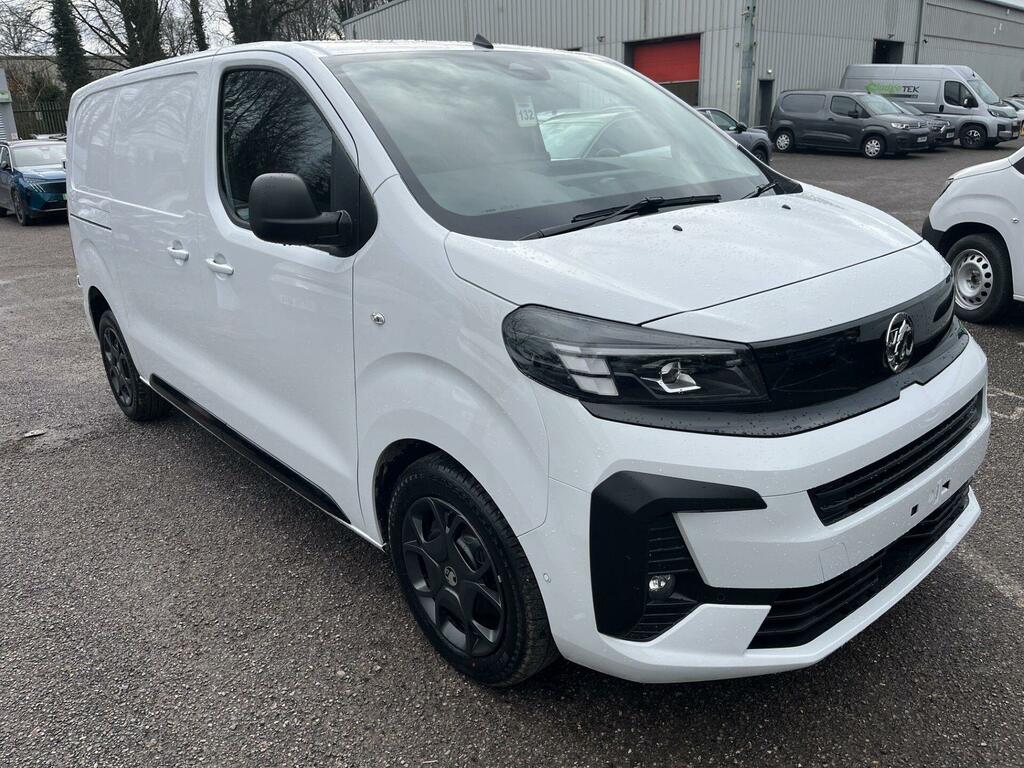Vauxhall Vivaro 2.2 Pro M Panel Van Swb Euro 6 Ss 6Dr White