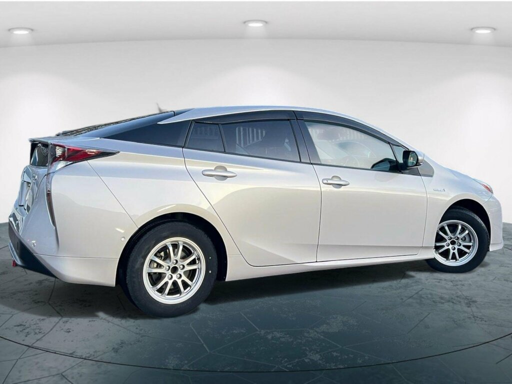 Toyota Prius 1.8 Vvti Excel Euro 6 Ss Cvt BR18JXA Silver #3