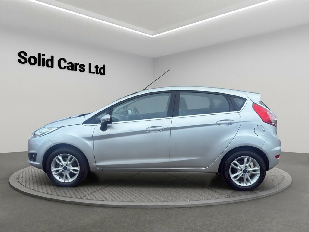 Ford Fiesta 1.3L Zetec Silver #4