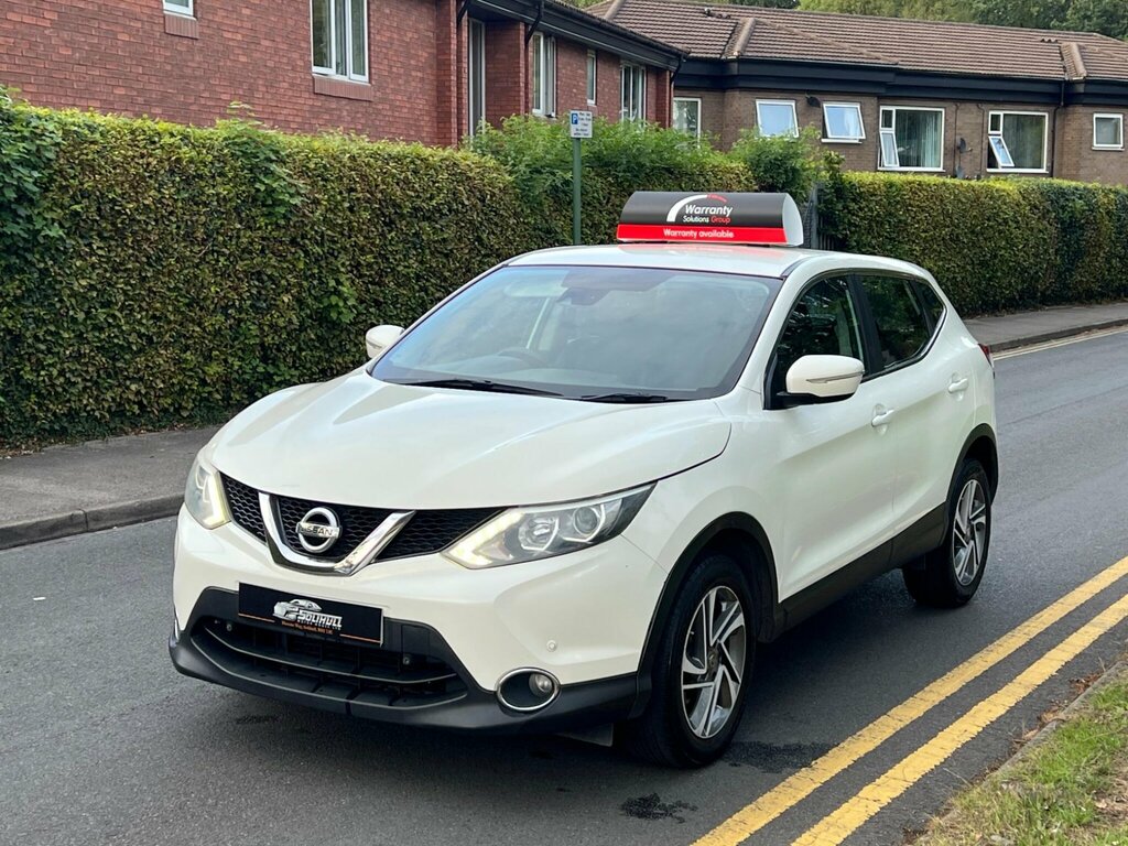 Nissan Qashqai 1.5 Dci Acenta 2Wd Euro 5 Ss SC64XUG White #4