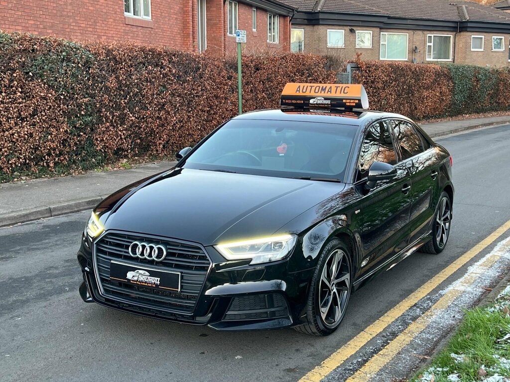 Audi A3 1.5 Tfsi Cod 35 Black Edition S Tronic Euro 6 Ss CF19PGX Black #4