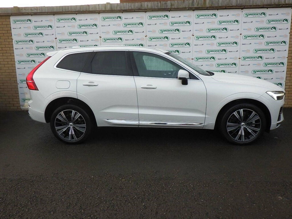 Volvo XC60 2.0H T8 Recharge 11.6Kwh Inscription Pro Awd White #2