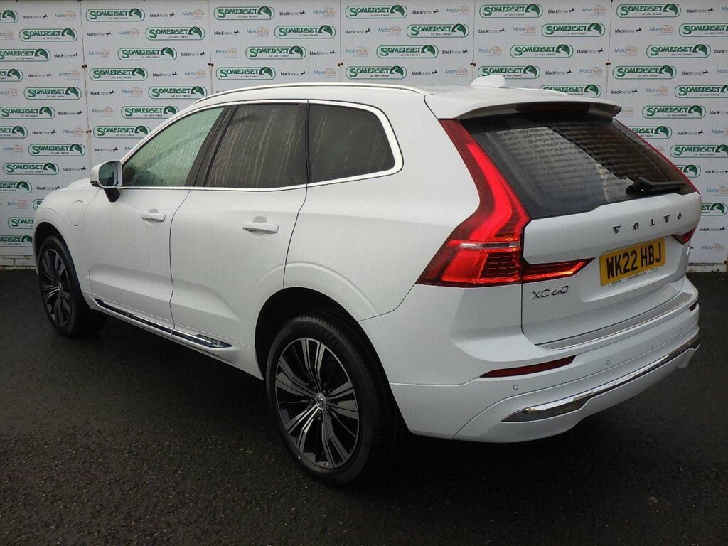 Volvo XC60 2.0H T8 Recharge 11.6Kwh Inscription Pro Awd White #4