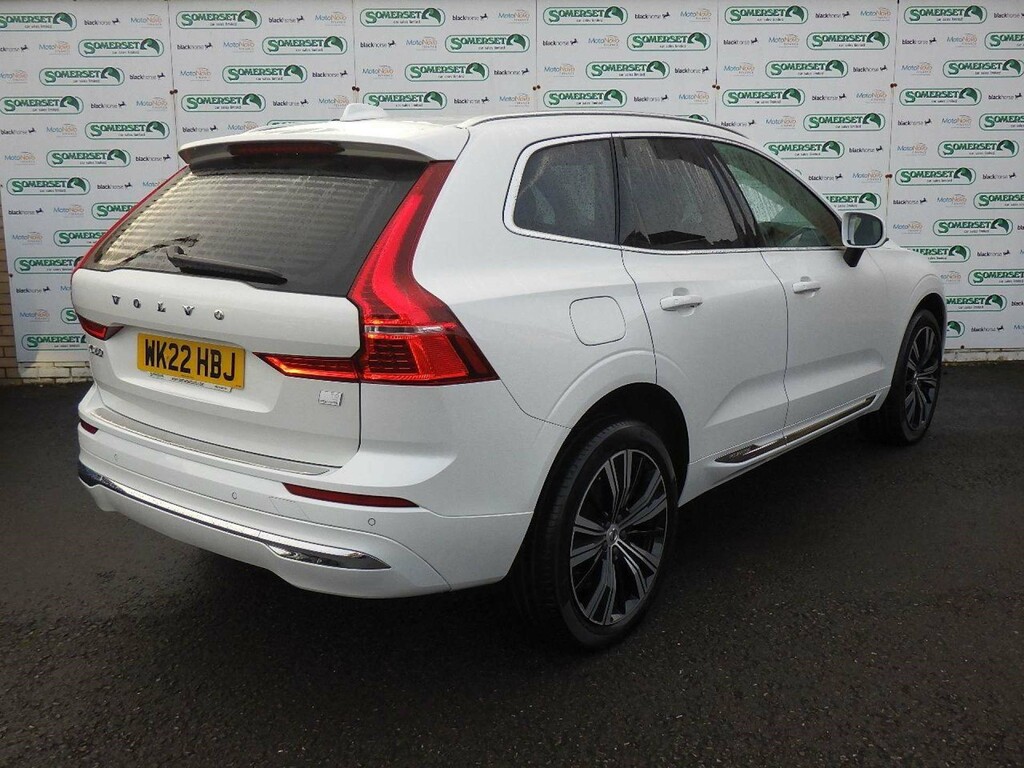 Volvo XC60 2.0H T8 Recharge 11.6Kwh Inscription Pro Awd White #3