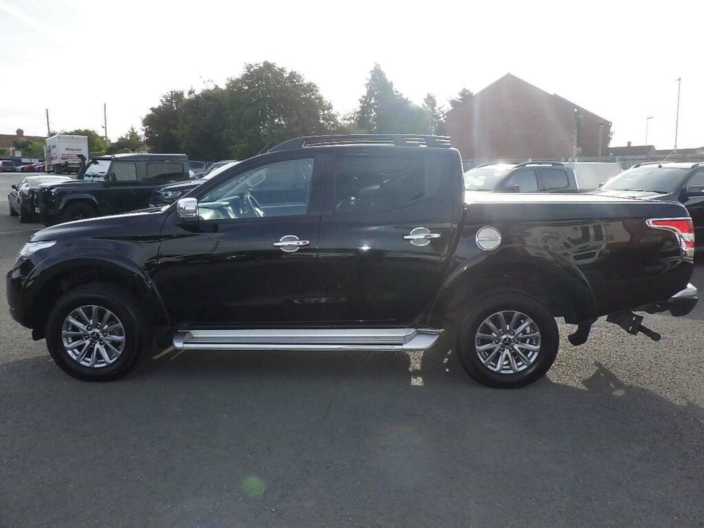 Mitsubishi L200 Di-d Dc Barbarian 4Wd Euro 6 Black #4