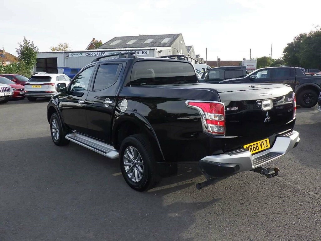 Mitsubishi L200 Di-d Dc Barbarian 4Wd Euro 6 Black #5