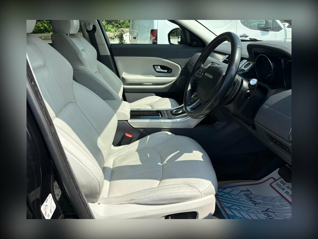 Land Rover Range Rover Evoque 2.0 Td4 Se Tech FT65FLM Black #2