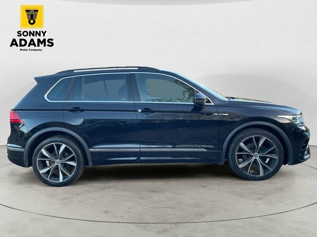 Volkswagen Tiguan 2.0 Tdi R-line Suv Dsg 4Motion Euro 6 ML22JGO Black #3