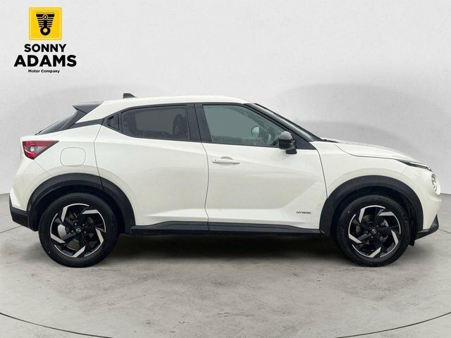Nissan Juke 1.6 N-connecta Suv Hybrid Euro 6 LY72AOO White #3