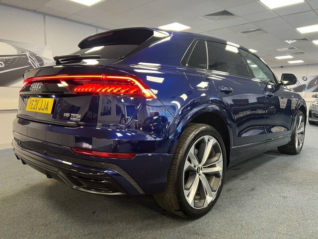 Audi Q8 Tfsi V6 55 Black YE21JJA Blue #3