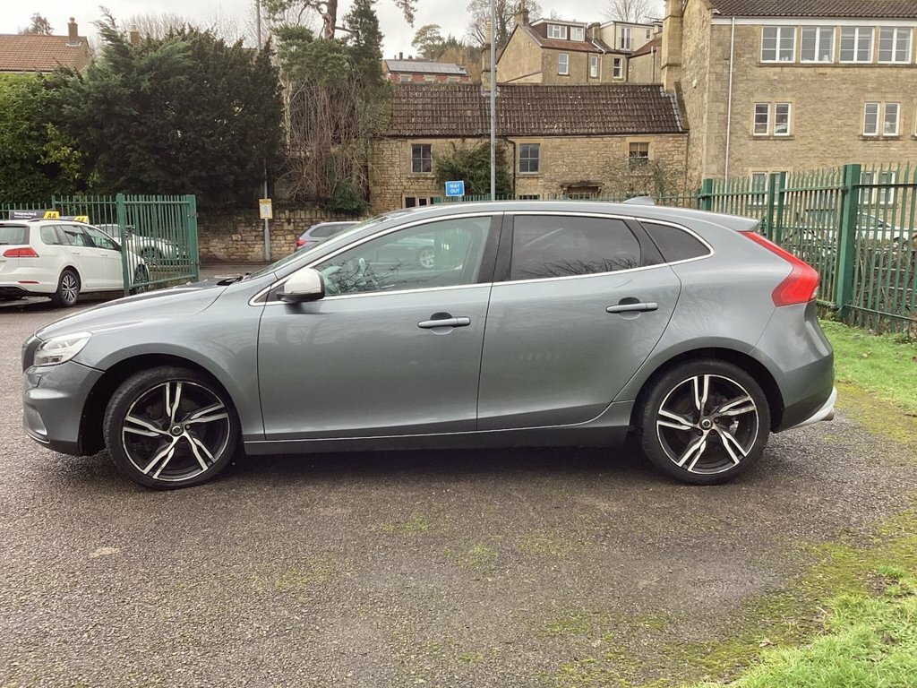 Volvo V40 2L R-design Edition YS19NNO Grey #5