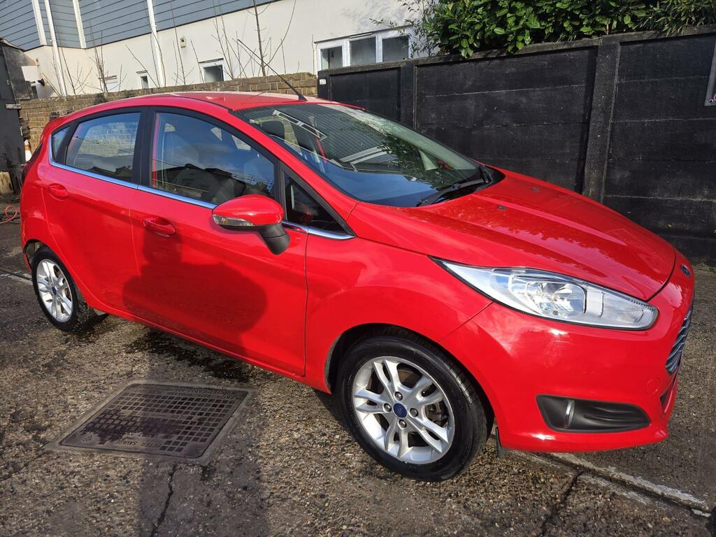 Ford Fiesta Zetec Red #5