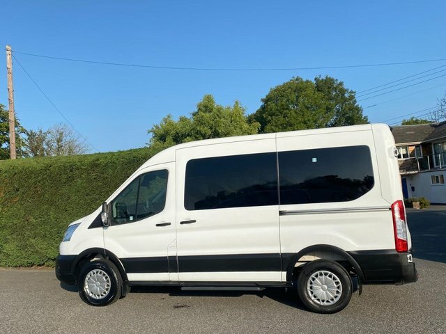 Ford Transit Custom Trend 350 Rwd 12 Seat Minibus L2 Mwb 2.0Cc 130Bhp FV69MXP White #4