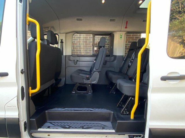 Ford Transit Custom Trend 350 Rwd 12 Seat Minibus L2 Mwb 2.0Cc 130Bhp FV69MXP White #5