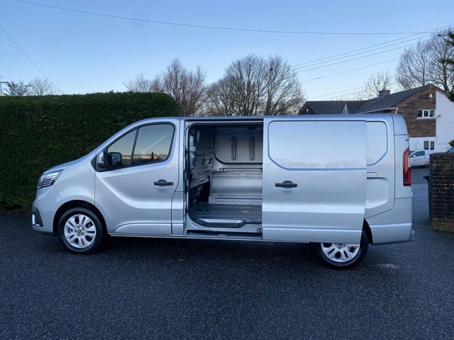Renault Trafic Ll30 Extra Van L2 Lwb 2.0Dci 130Ps MC75PUV Silver #5