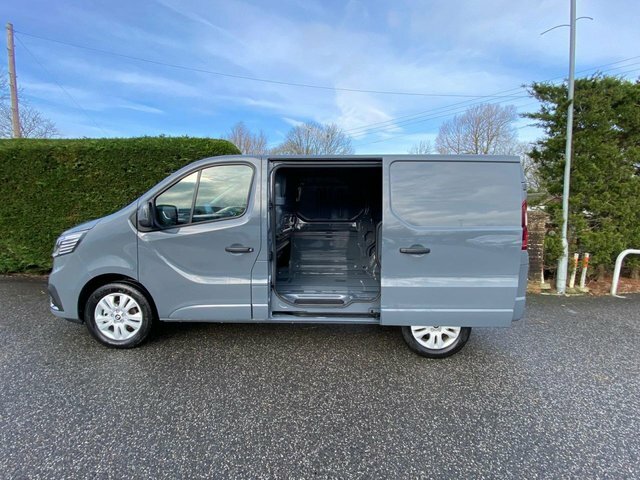 Renault Trafic Sl30 Extra Van L1 H1 Swb 2.0 Dci 130Ps RE26REN Grey #5