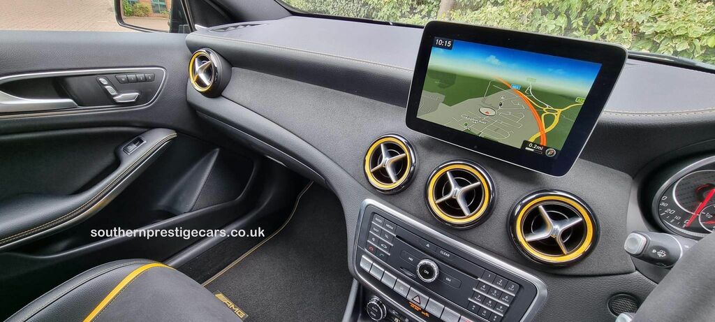 Mercedes-Benz A Class 2.0 A45 Amg Yellow Night Edition Spds Dct 4Matic E LC17XRT Black #3