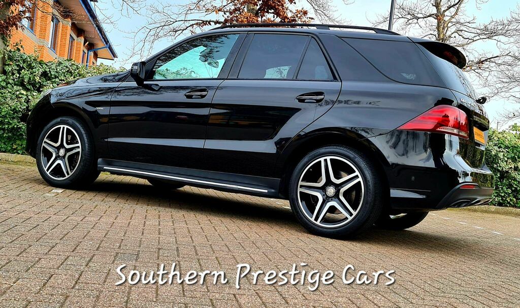 Mercedes-Benz GLE Class 3.0 Gle450 V6 Amg Premium Plus G-tronic 4Matic E Black #3