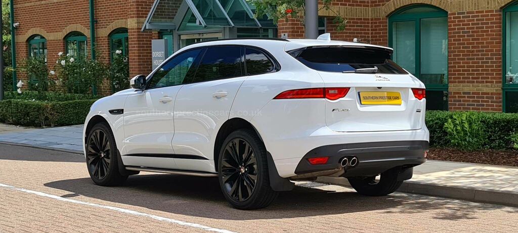 Jaguar F-Pace 2.0 D180 R-sport Black Edition Awd Euro 6 S White #3