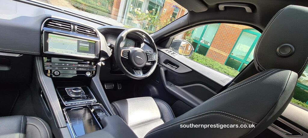 Jaguar F-Pace 2.0 D180 R-sport Black Edition Awd Euro 6 S White
