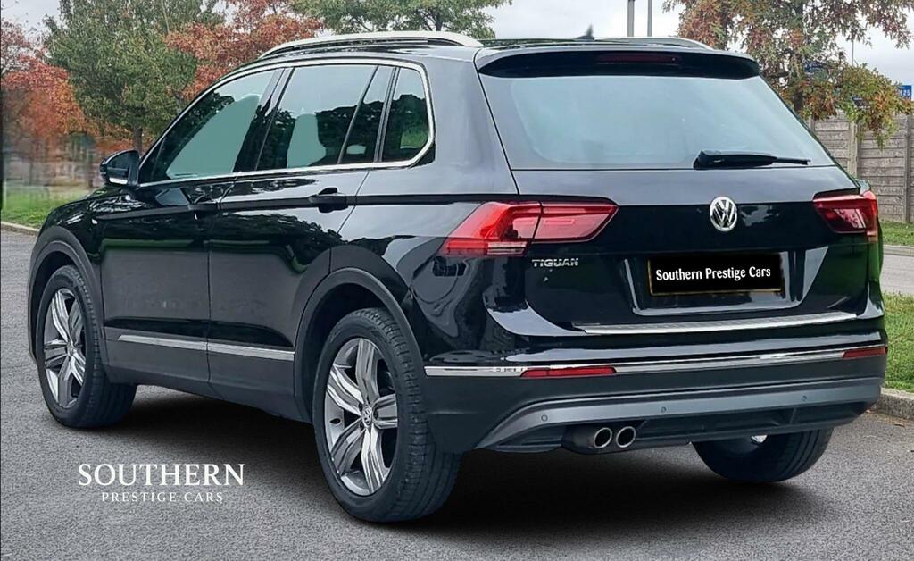 Volkswagen Tiguan 2.0 Tdi Sel Dsg Euro 6 Ss ET18TUA Black #4