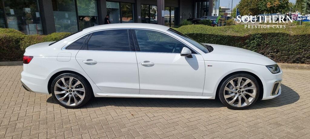 Audi A4 2.0 Tfsi 40 S Line S Tronic Euro 6 Ss CF73LCN White #3