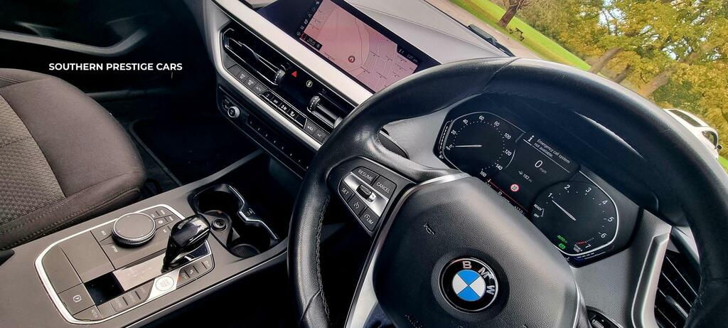 BMW 1 Series 1.5 118I Se Dct Euro 6 Ss MW69THF Black #2