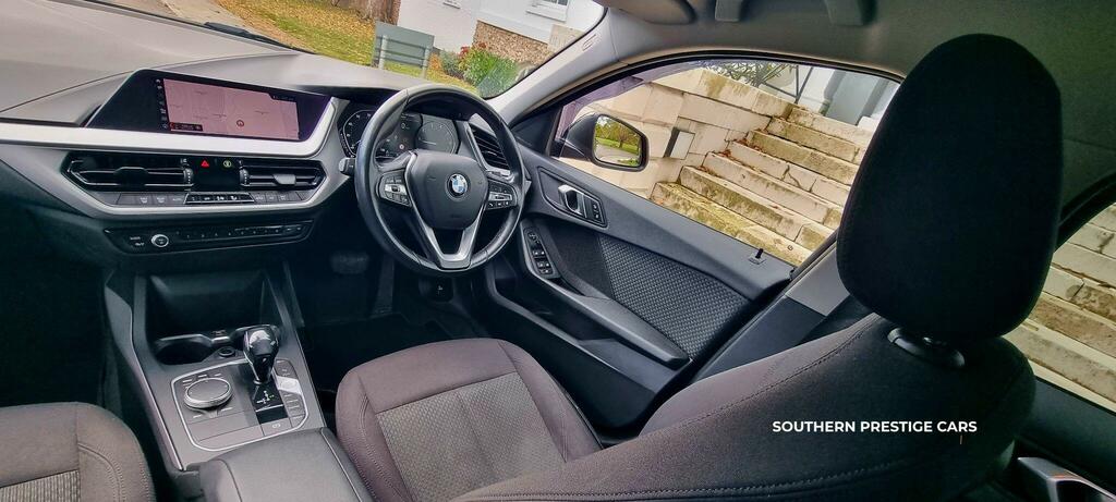 BMW 1 Series 1.5 118I Se Dct Euro 6 Ss Black
